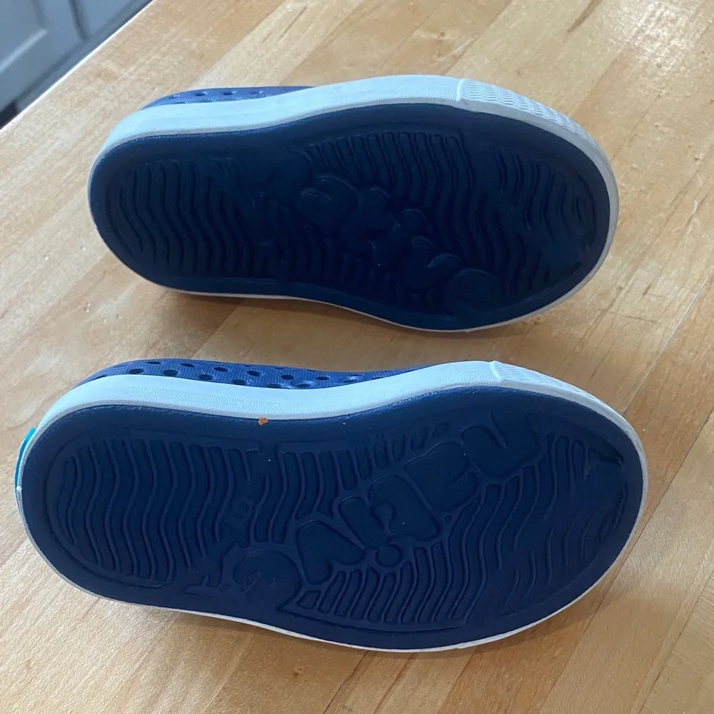 Navy Blue Native Toddler Shoes size 5C
